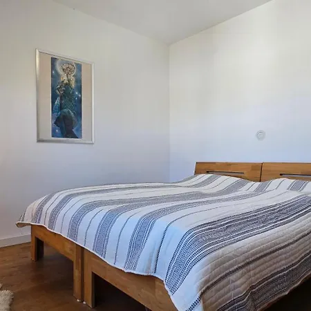 Lp10 Apartment *